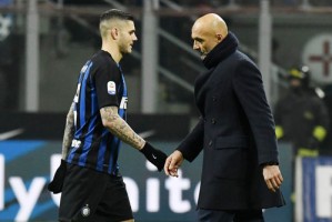 14, 尤文铁卫乌龙送礼遭球迷诟病  