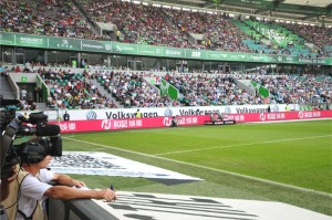  法兰克福中场核心续约谈判陷入僵局引担忧  