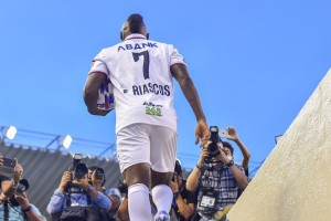  洛里昂旧将回归救主，替补登场上演梅开二度  